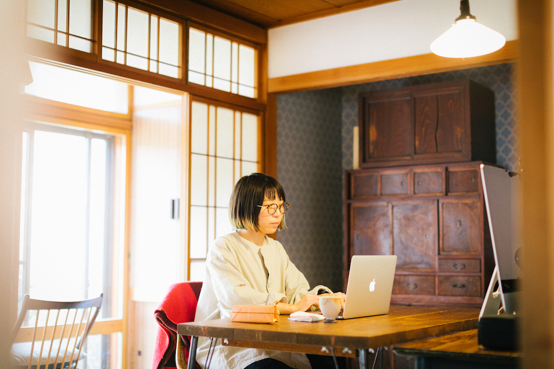 【移住者インタビュー】デザインの、もっと近くに。地域とつながる古民家暮らし／河野 愛さん