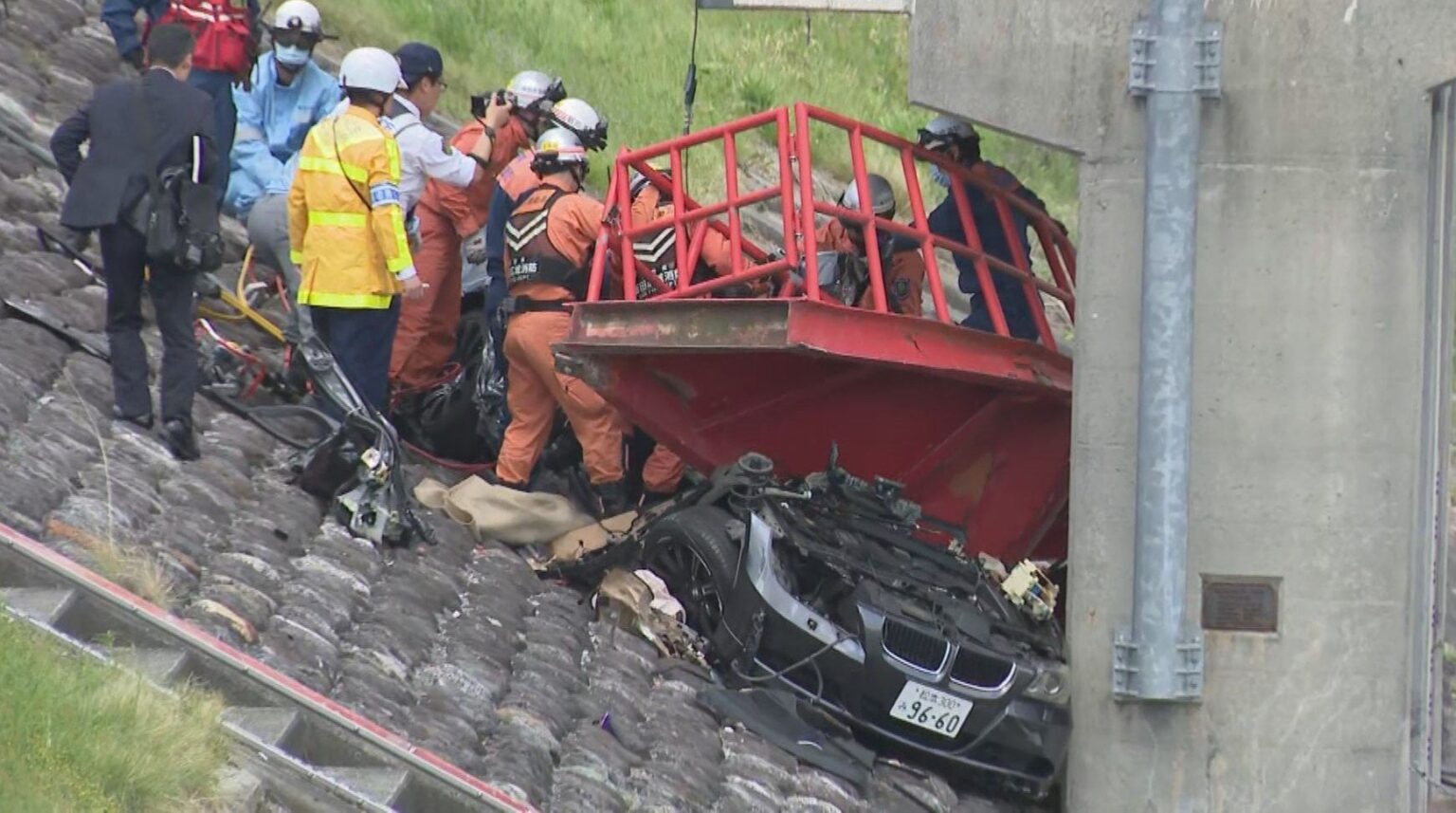 「信じたくない」水門衝突事故…4人全員の死亡確認 重体だった1人が24日深夜に死亡 4人は技術専門校の訓練生…昼休みで外出か 長野県飯田市（ＳＢＣ信越放送） - Yahoo!ニュース