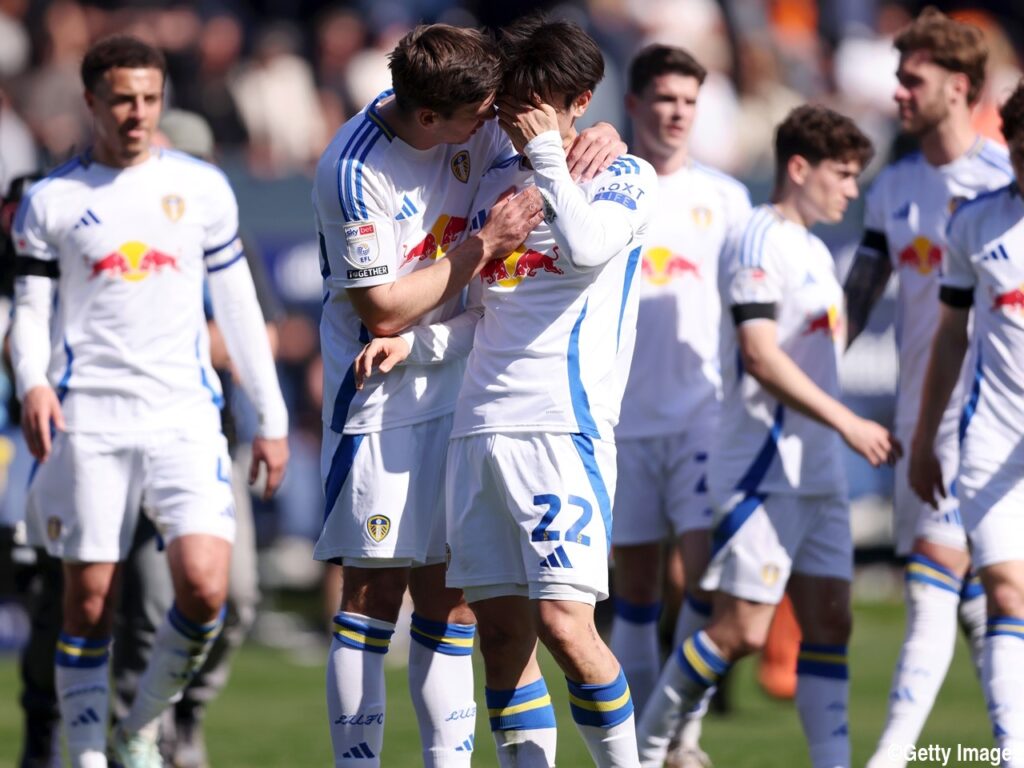 首位奪還の試合後に涙を流したリーズMF田中碧、指揮官が理由を説明「どうした? と尋ねたんだ」 - hugkum.info