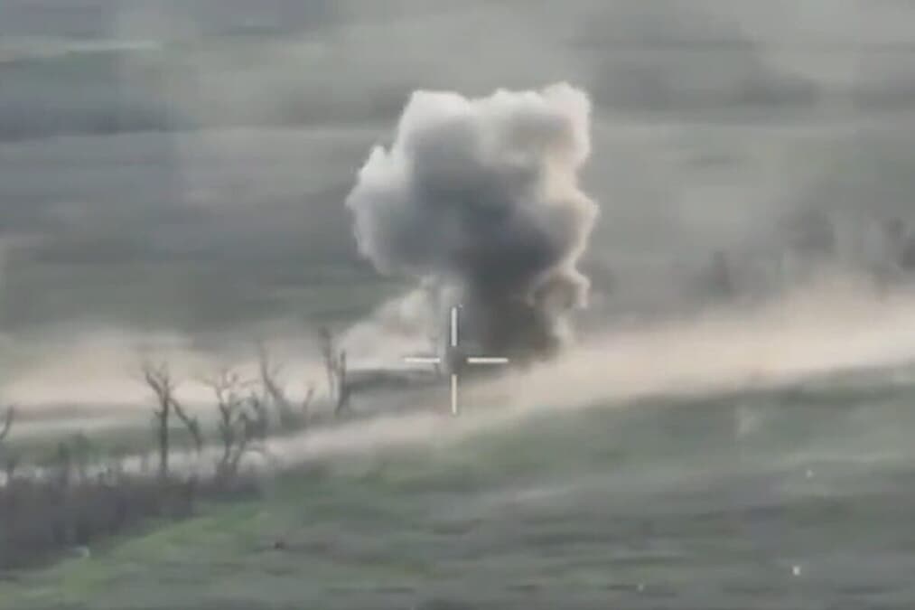 【動画】ロシア大規模部隊を撃破した「ピンポイント爆撃」、驚きの精度...「ザポリージャの激戦」映像 - ニューズウィーク日本版 オフィシャルサイト