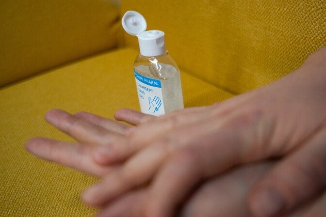 EUは、洗剤のエタノールを参照することにより、アルコールの有害性を禁止しています