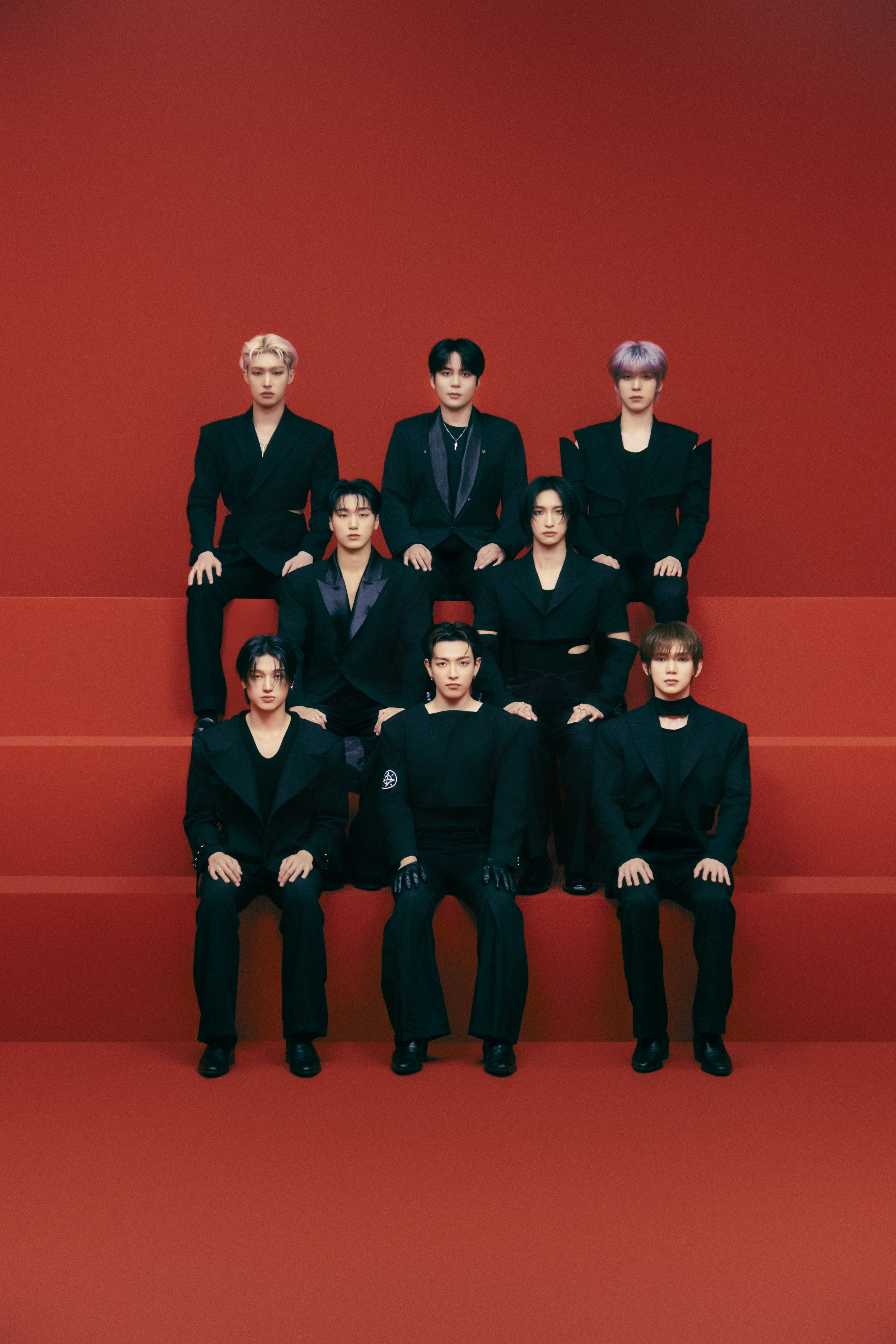 ATEEZ's 2025 European tour's 'first visit' to Barcelona, ​​Spain and Cologne, Germany fills the venues with the greatest cheers and sing-alongs ever!