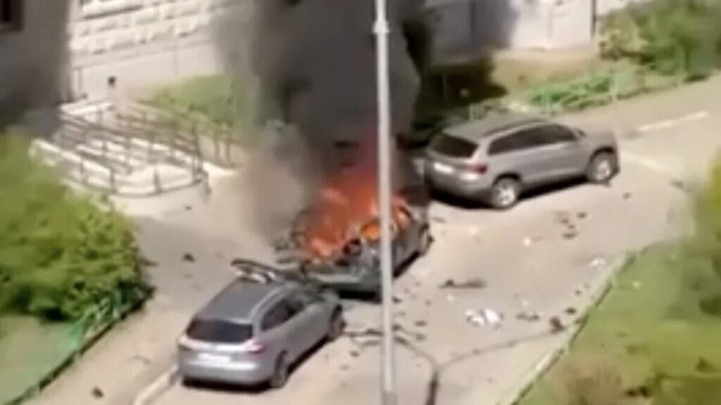 ロシア軍将官、モスクワ郊外の車爆発で死亡　米特使とプーチン氏の会談直前 - CNN.co.jp