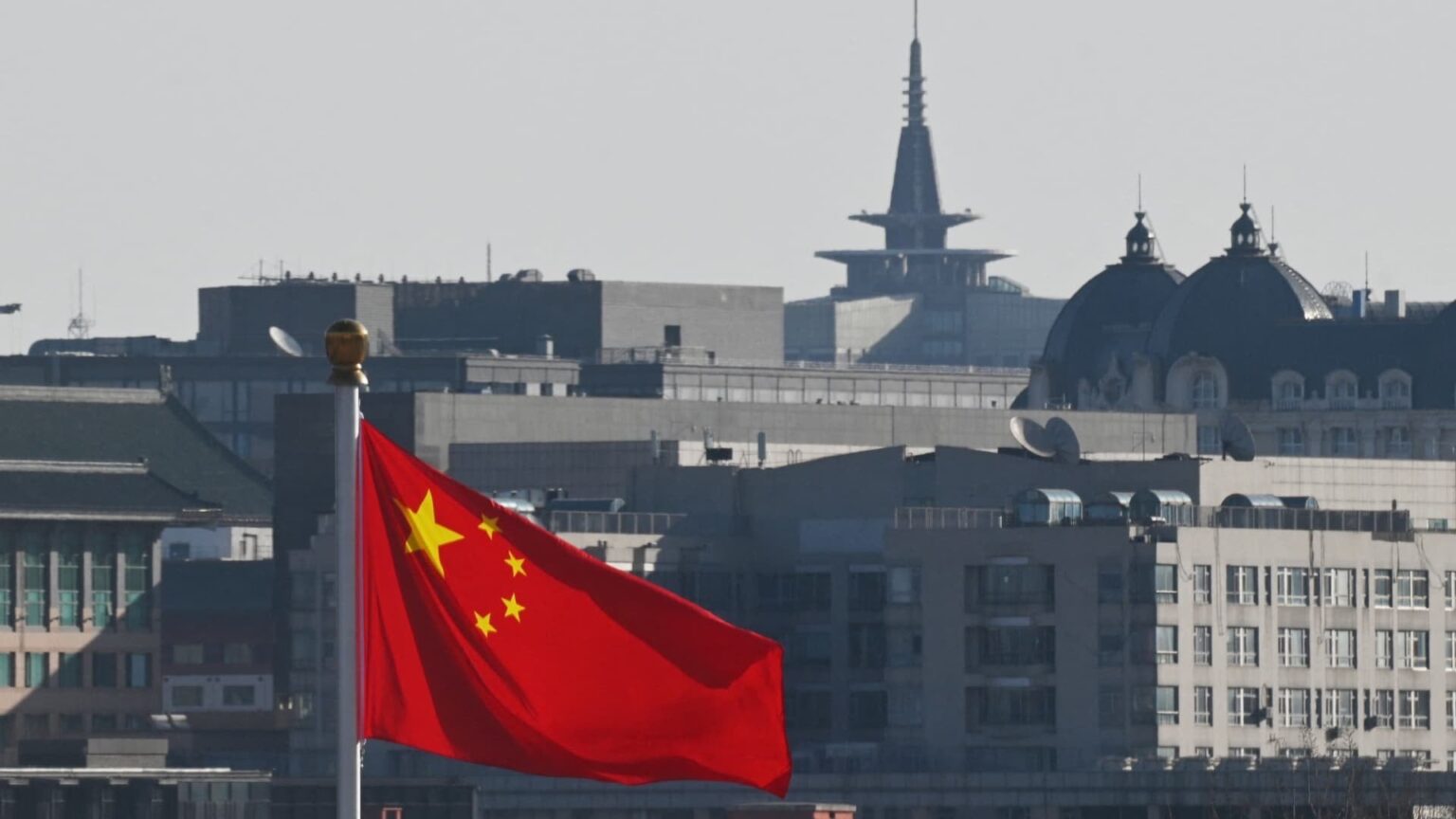 中国は、トランプの50％の関税の脅威に断固として反対する」と報復を誓います