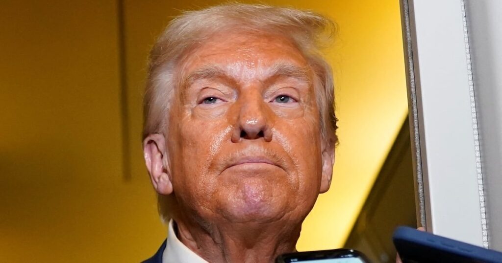 マードックペーパーは、関税をめぐってトランプを弾eachしています