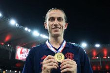 就任後の成績は19勝５分け１敗。悩める王国にブラジル人の若手監督が登場！現役時代はアトレティコやセレソンで活躍【現地発】