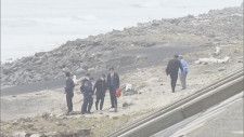 「顔見知りからの連絡」で外出か　宮城・岩沼市の女性保育士（35）殺害　海岸では“人形”使い状況確認