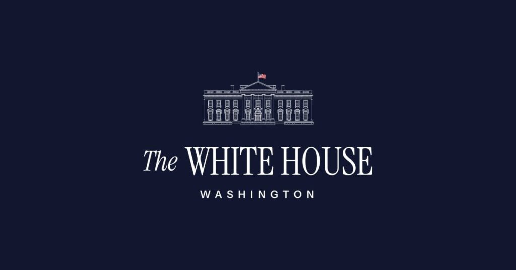 米国は中国との職務を245%にもたらします 米国は中国との職務を245%にもたらします