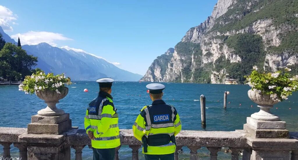 このような天気でガルダ湖にいる可能性があります