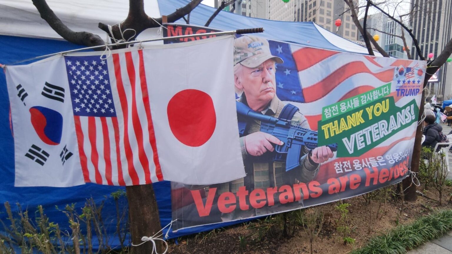 【韓国】4月に現地で体感「大統領罷免までの生々しい日々」… デモ現場に日本国旗までも登場（吉崎エイジーニョ） - エキスパート - Yahoo!ニュース - Yahoo!ニュース