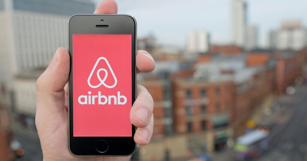 厳格な新しいAirbnb規則を導入する政府、主要都市での短期的な許可を制限する