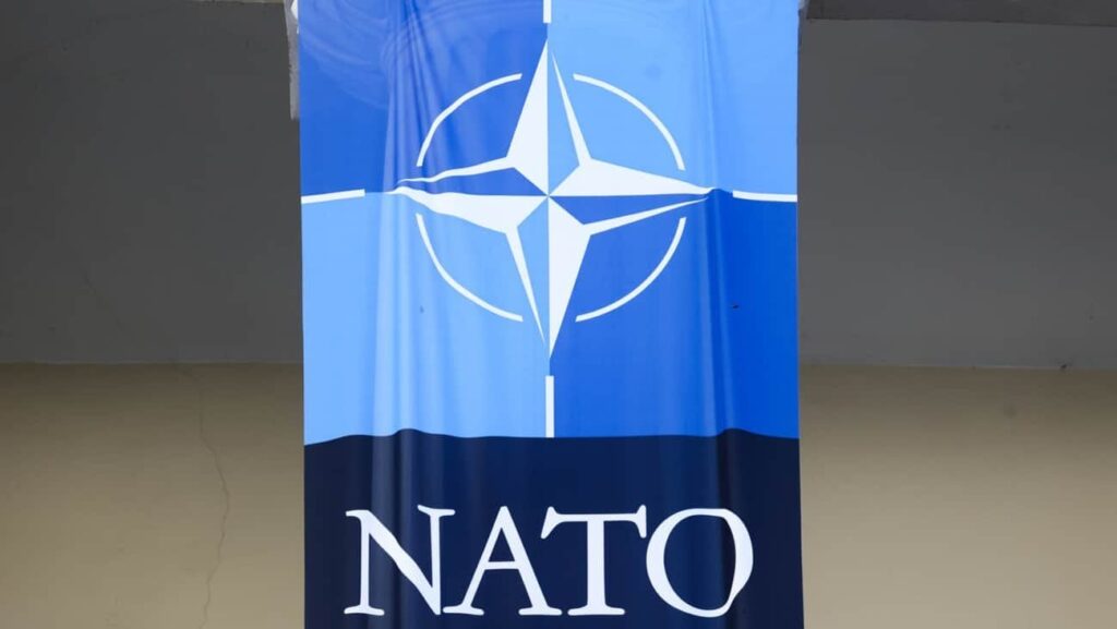 ウクライナのNATOは、ロシアが将来の攻撃を計画するのに役立ちません、と欧州委員は言います