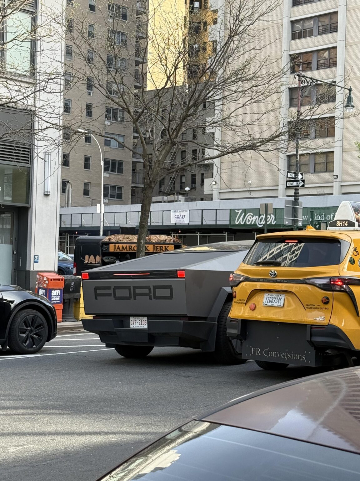 ち、ちがう、これはただのフォード車じゃ･･･