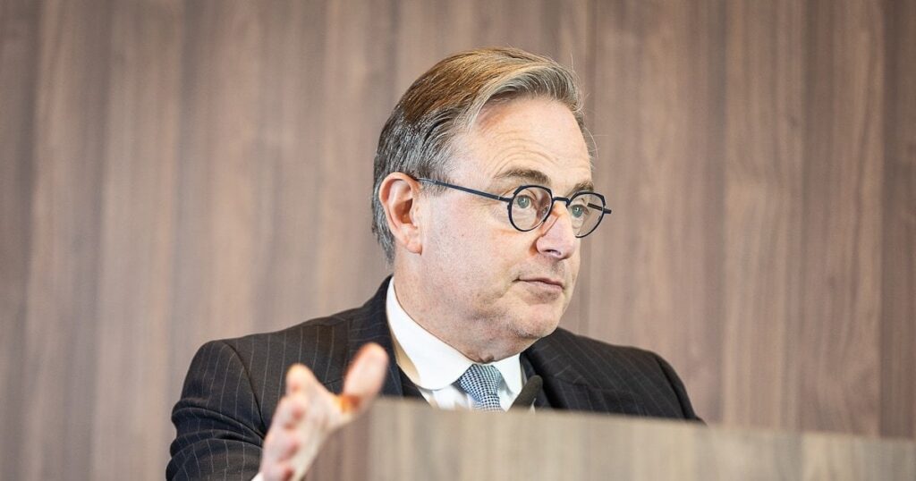 de wever政府の記憶：「誰もが命の権利を持っている」