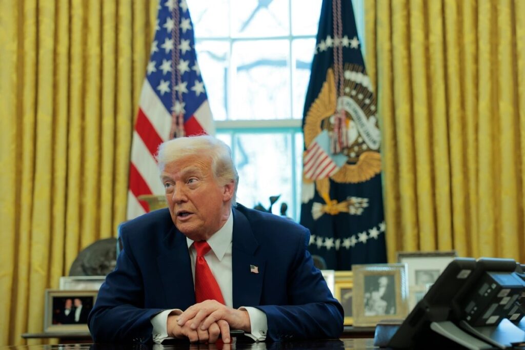 ファンドマネージャーは静かに、トランプに関税計画がなく、彼が「狂っているかもしれない」と心配しています