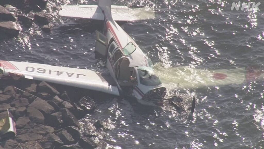 島根 安来 小型機落下し湖に着水 2人けがで搬送 命に別状なし
