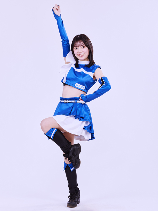 橋本莉々花さん　 © H.N.F.