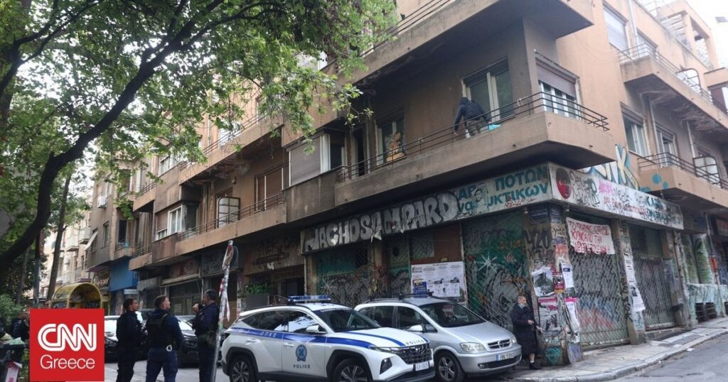 Exarchia：エルは何を見つけましたか。占有された建物 - 指紋調査