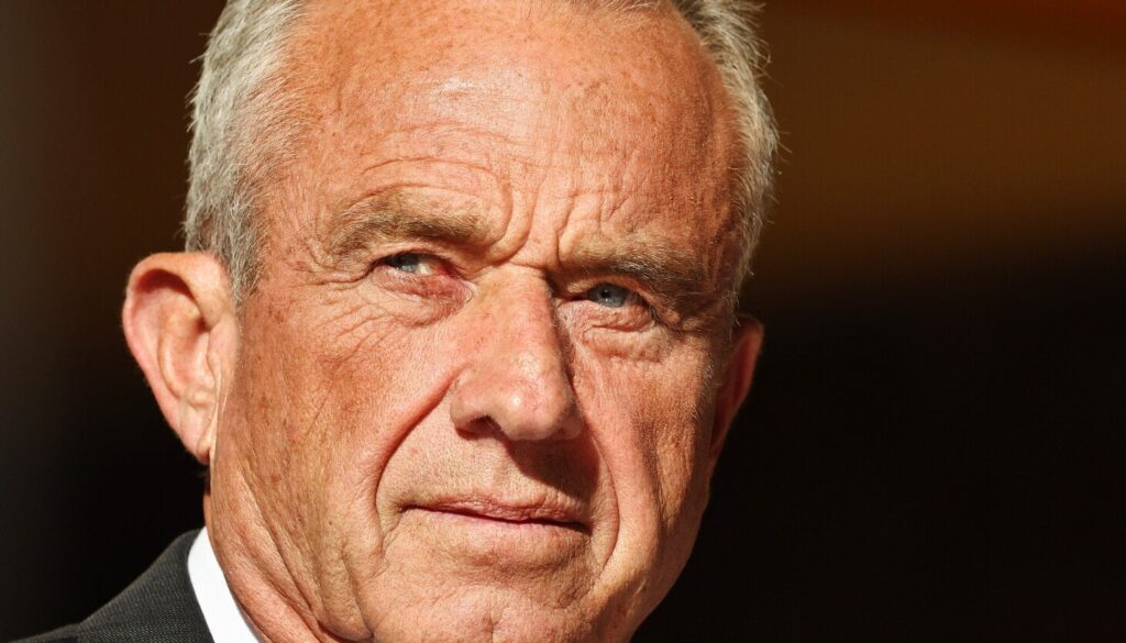 RFK Jr.に応じて、Pritzkerが自閉症データを保護する国務順序を最初に署名する