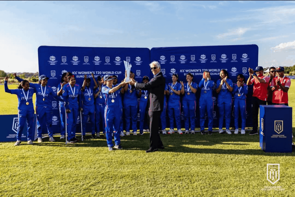 ヨーロッパの女性クリケットの青:ICC女性のT20ワールドカップヨーロッパ予選ディビジョン2での5勝のうち5勝 ヨーロッパの女性クリケットの青:ICC女性のT20ワールドカップヨーロッパ予選ディビジョン2での5勝のうち5勝