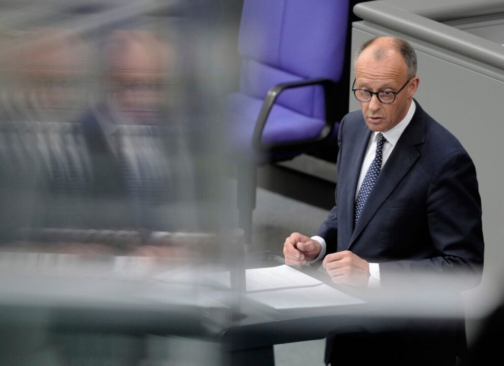 ドイツは欧州最強の軍を構築する、メルツ首相が約束－志願兵制を創設 - Bloomberg