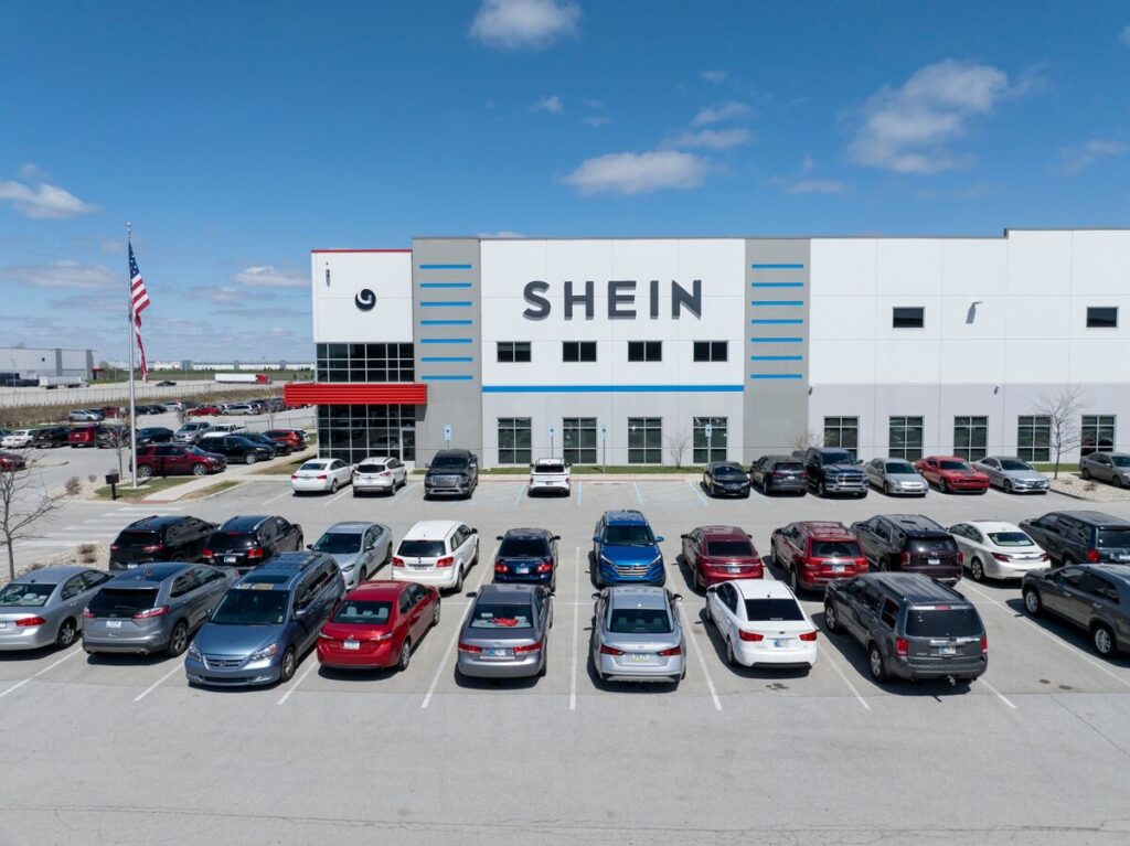 トランプ氏の「関税は中国が吸収」に疑問符－実は米消費者が負担 - Bloomberg