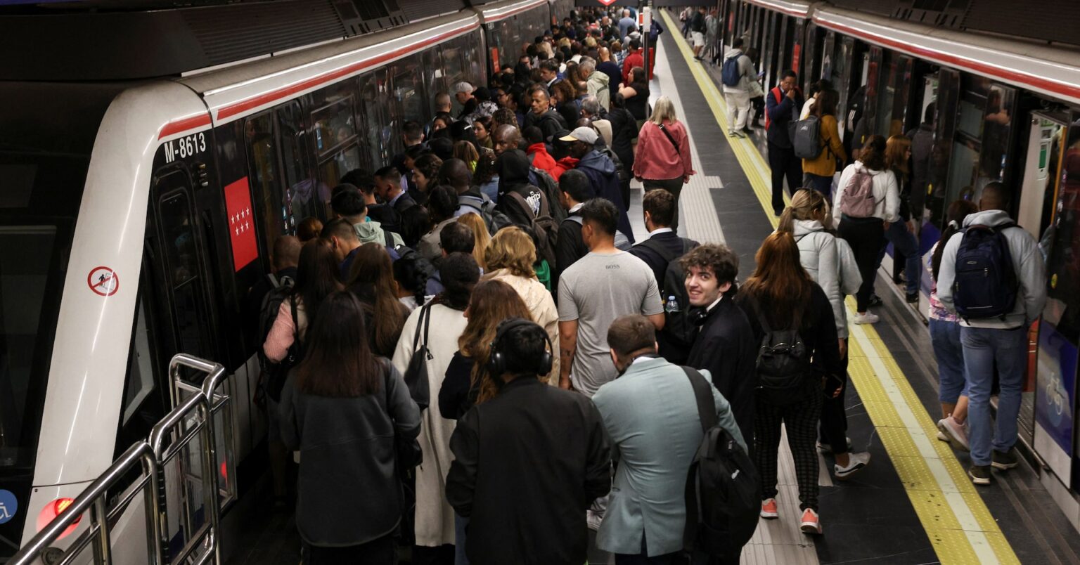 スペイン・ポルトガルの大規模停電、ほぼ全域で電力復旧 | ロイター