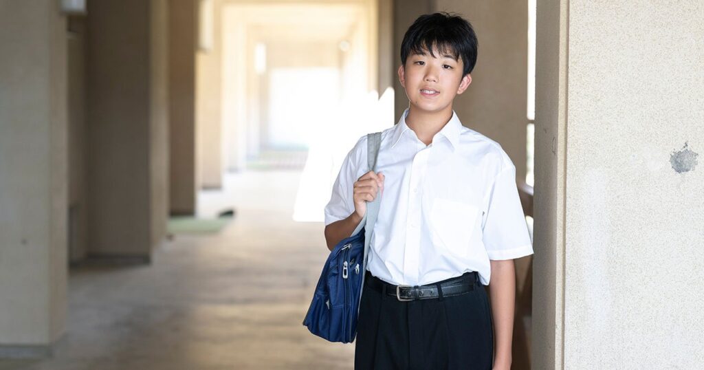 【直木賞作家が教える】ヨーロッパより遠かった…断崖の島・鵜来島で出会った“忘れられない中学生” | 教養としての歴史小説 | ダイヤモンド・オンライン 【直木賞作家が教える】ヨーロッパより遠かった…断崖の島・鵜来島で出会った“忘れられない中学生” | 教養としての歴史小説 | ダイヤモンド・オンライン