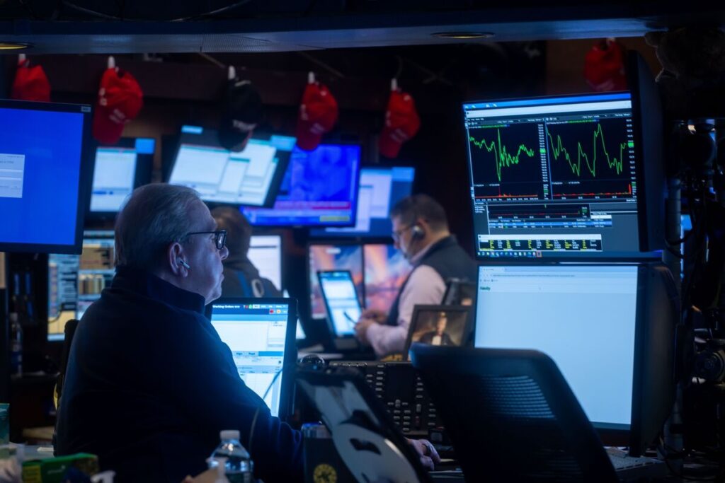 【米国市況】国債利回り急伸、Ｓ＆Ｐ500は９日続伸－ドル145円近辺 - Bloomberg