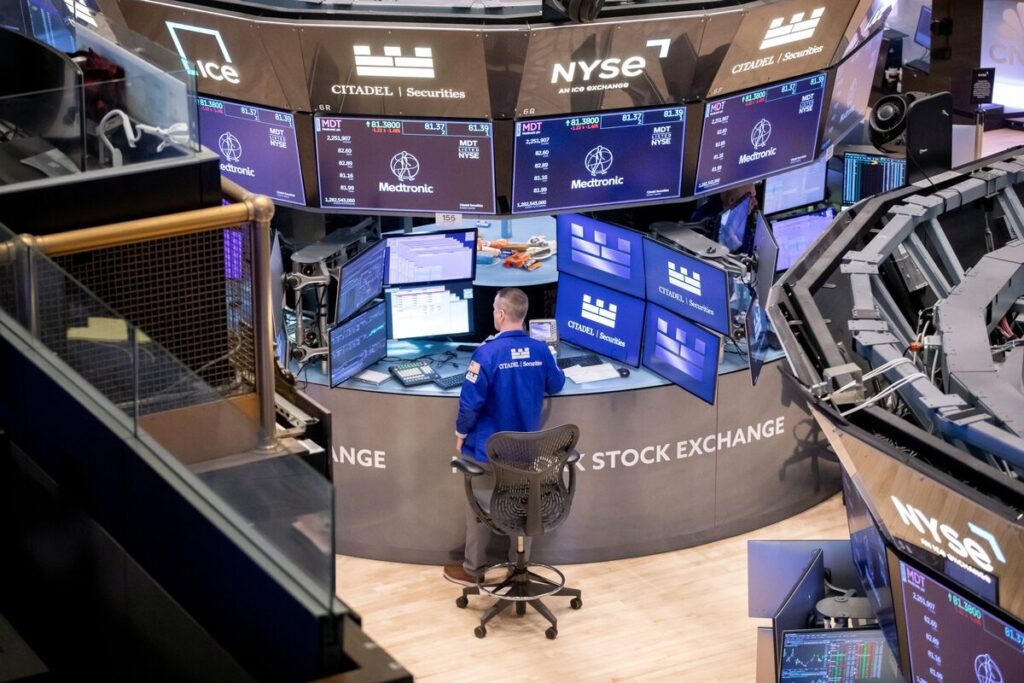 米国株の弱気相場入りを予想､Ｓ＆Ｐ500の上昇は停滞近い－デマーク氏 - Bloomberg