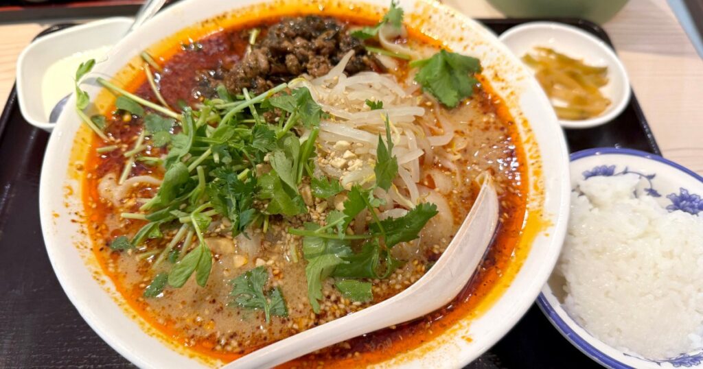 暫定「今、日本で1番ウマい麻辣刀削麺」を教える / 私が週3で食べてる『麻辣先生 日本橋2号店』 | ロケットニュース24