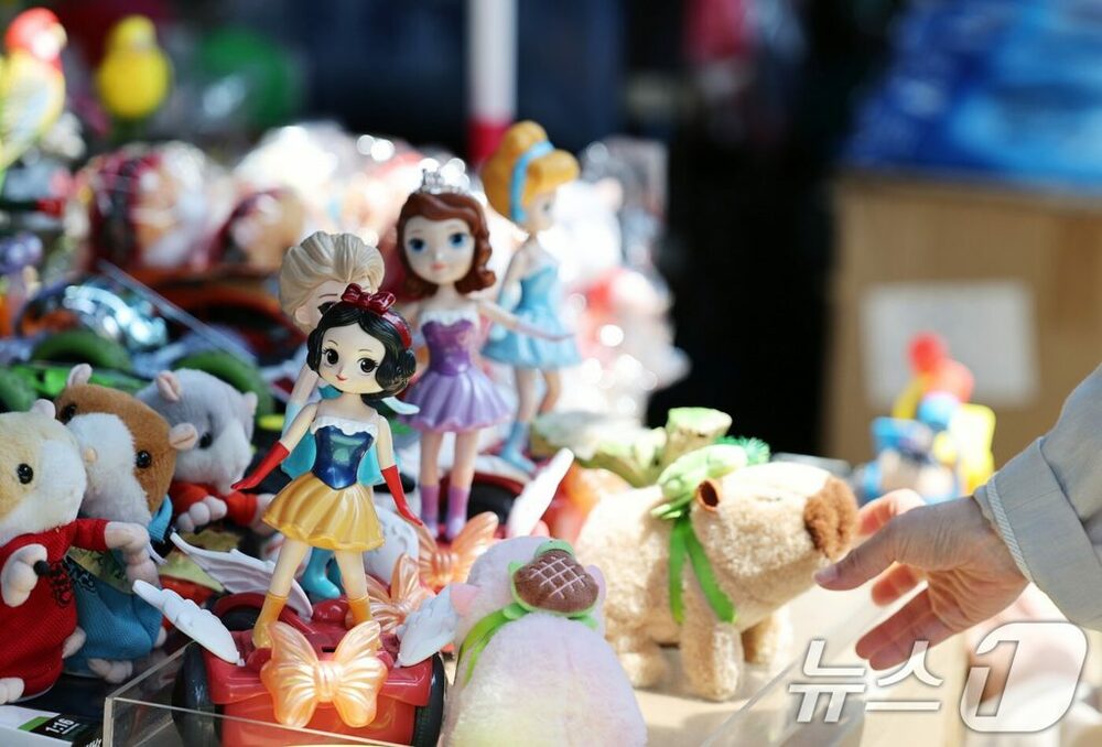 「子どもの日」に浮かぶ心の傷…韓国・児童虐待を受けた子どもたちの“シェルター”が果たす役割 写真枚 国際ニュース:AFPBB News 「子どもの日」に浮かぶ心の傷…韓国・児童虐待を受けた子どもたちの“シェルター”が果たす役割 写真枚 国際ニュース:AFPBB News