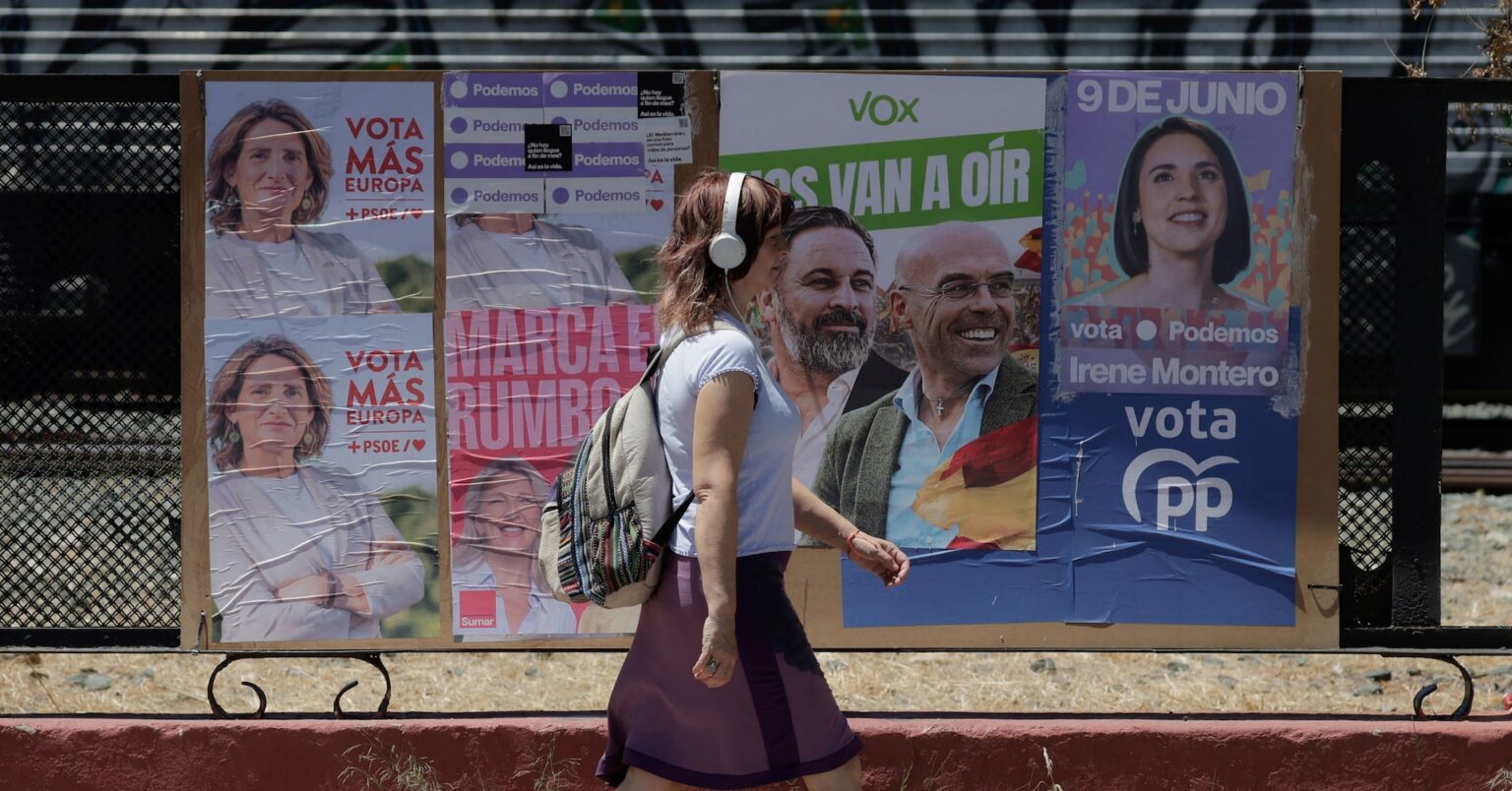 アングル：欧州極右、巧みなＳＮＳ使いで若者の「不満」吸い上げ | ロイター