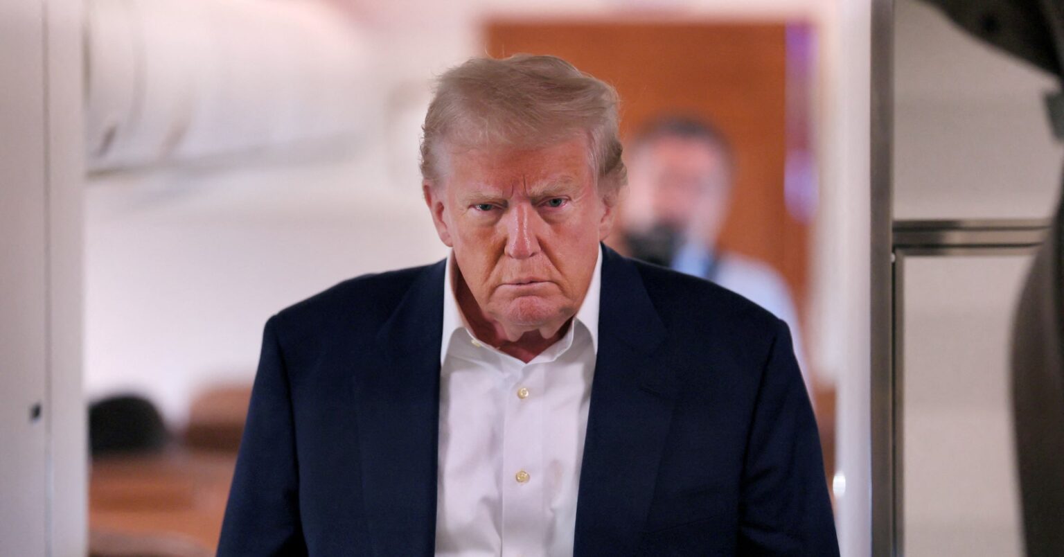 米民主党主導州、トランプ政権の保健福祉省大規模改革巡り提訴 | ロイター