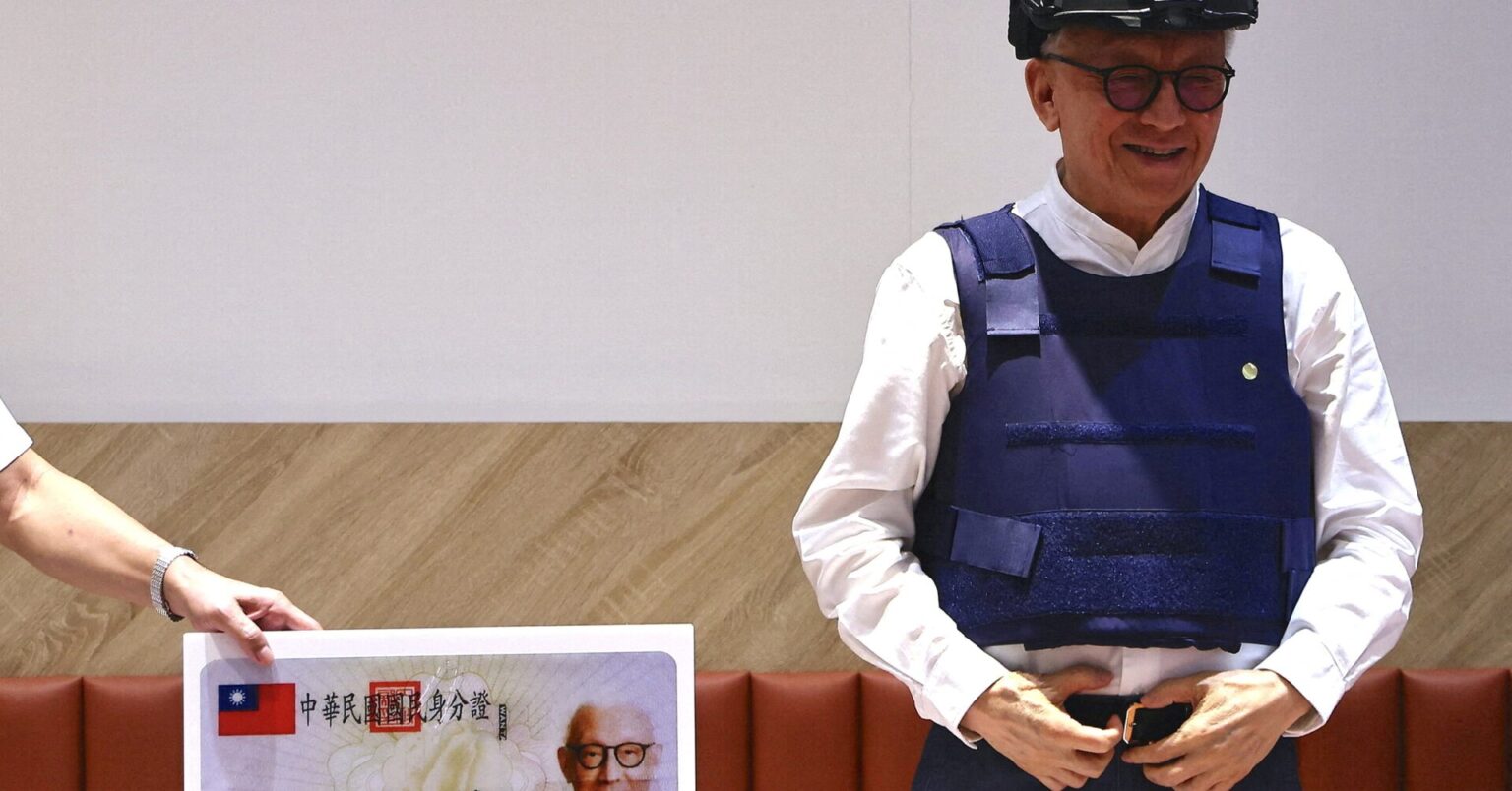 中国、台湾の実業家と議員に制裁　「分離主義」行為で | ロイター