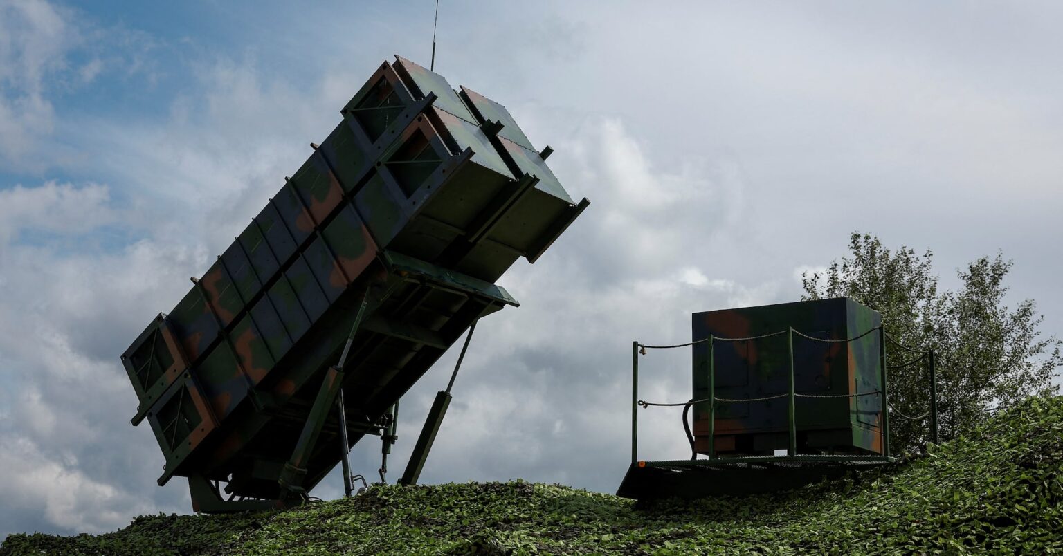 西側、ウクライナへのパトリオット追加供給を協議　6月ＮＡＴＯ首脳会議前の合意目指す＝関係筋 | ロイター