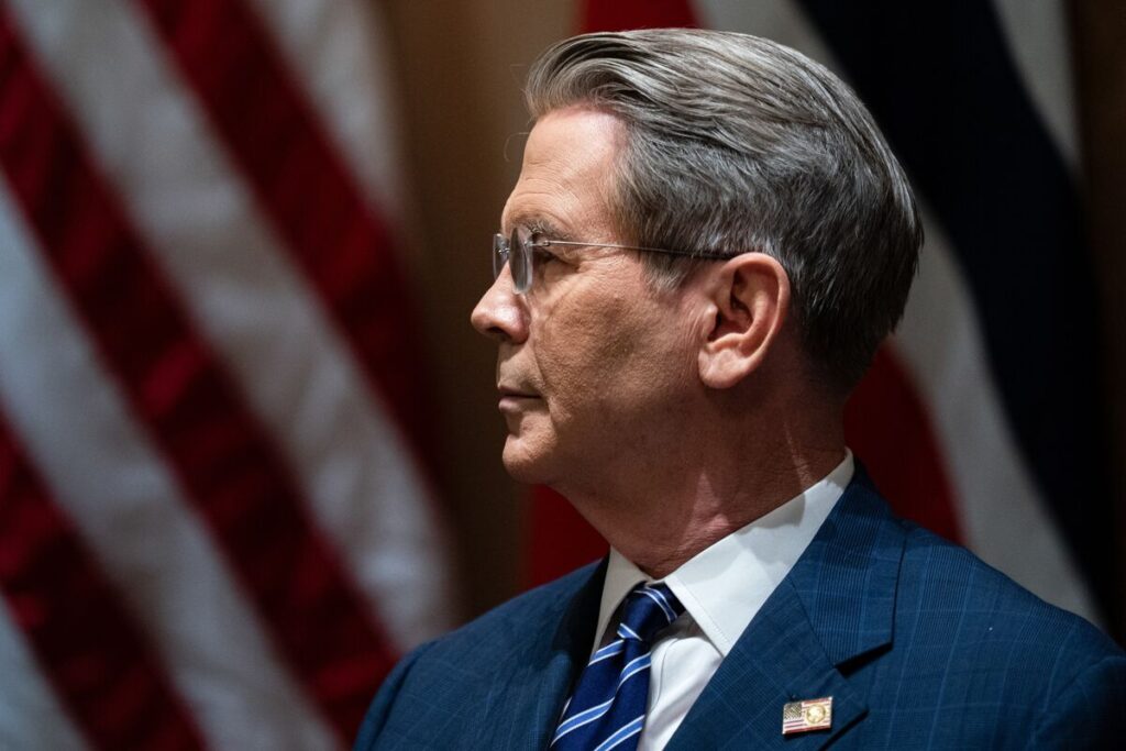 ベッセント財務長官、米国は世界資本にとって「最優先の投資先」 - Bloomberg
