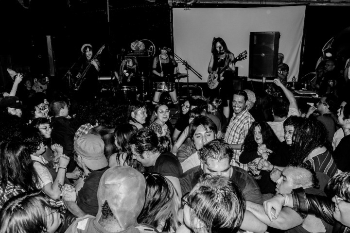 重なりつつある、バンドの進化と時代の波─ニーハオ!!!!、メキシコ・ツアーを振り返る