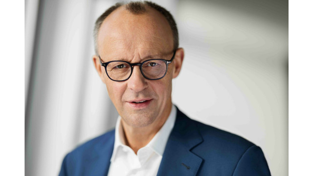 綱渡りのドイツ・メルツ新政権　政策遂行力への疑問符とAfDの躍進