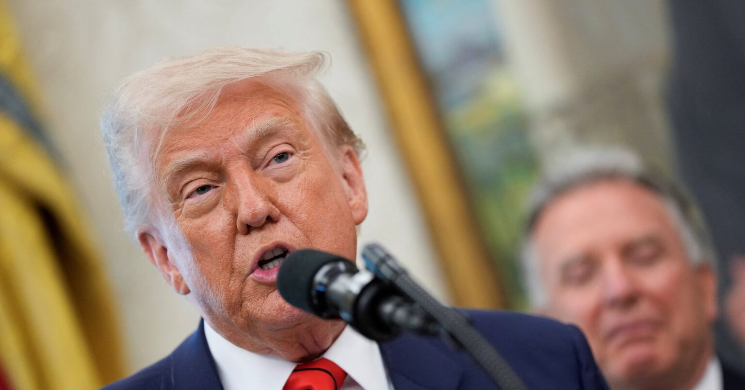 トランプ氏「早期終結願う」、インドのパキスタン領攻撃受け | ロイター