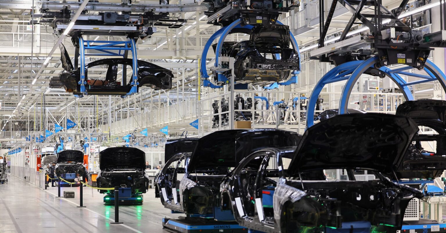 ドイツ輸出と鉱工業生産、3月予想上回る伸び　関税前の「駆け込み需要」 | ロイター