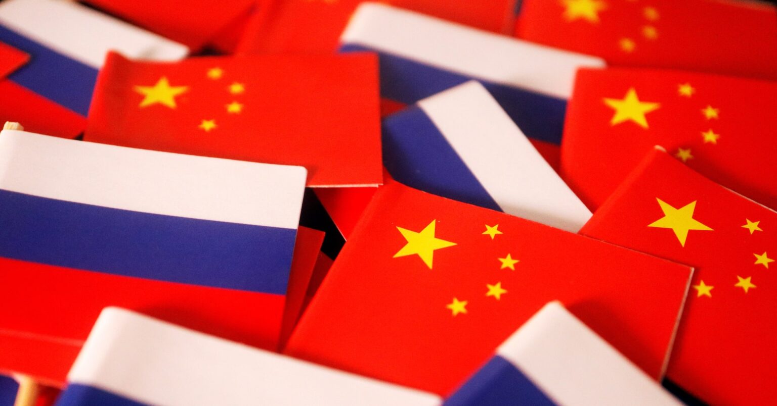 中国商務相、ロシア経済発展相と会談　経済・貿易を巡り協議 | ロイター