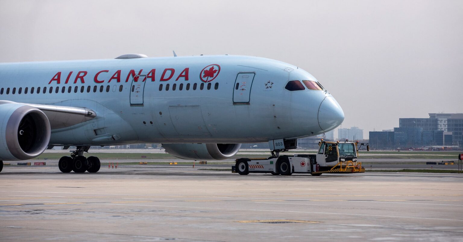 エア・カナダ、米路線の予約が10％超減少　貿易摩擦が影響 | ロイター