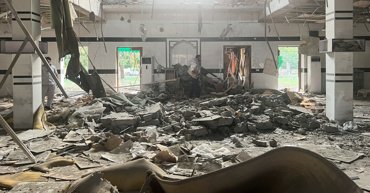 パキスタン、インドの無人機25機撃墜　印もパキスタンの攻撃阻止 | ロイター