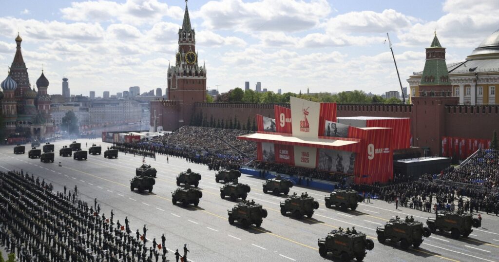 ロシアで対ドイツ戦勝記念式典 中国など二十数カ国の首脳が参加 - 毎日新聞