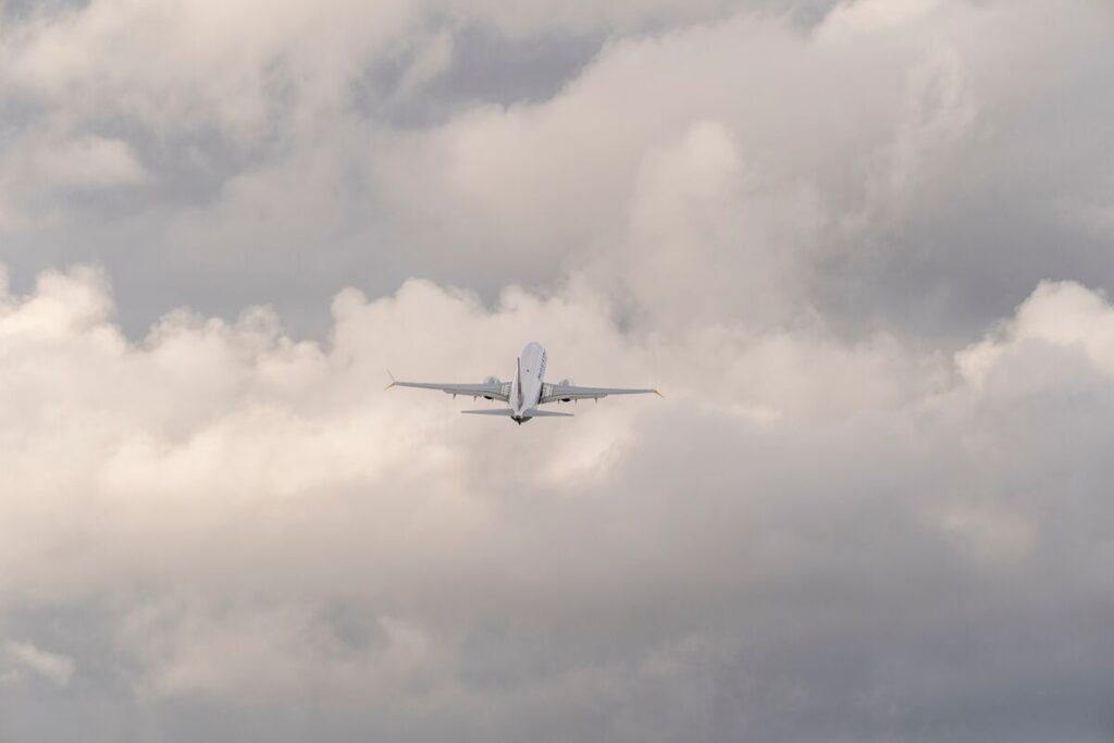 北米・欧州間の夏の旅行、２桁減へ－貿易戦争や市場の不安定さ響く - Bloomberg