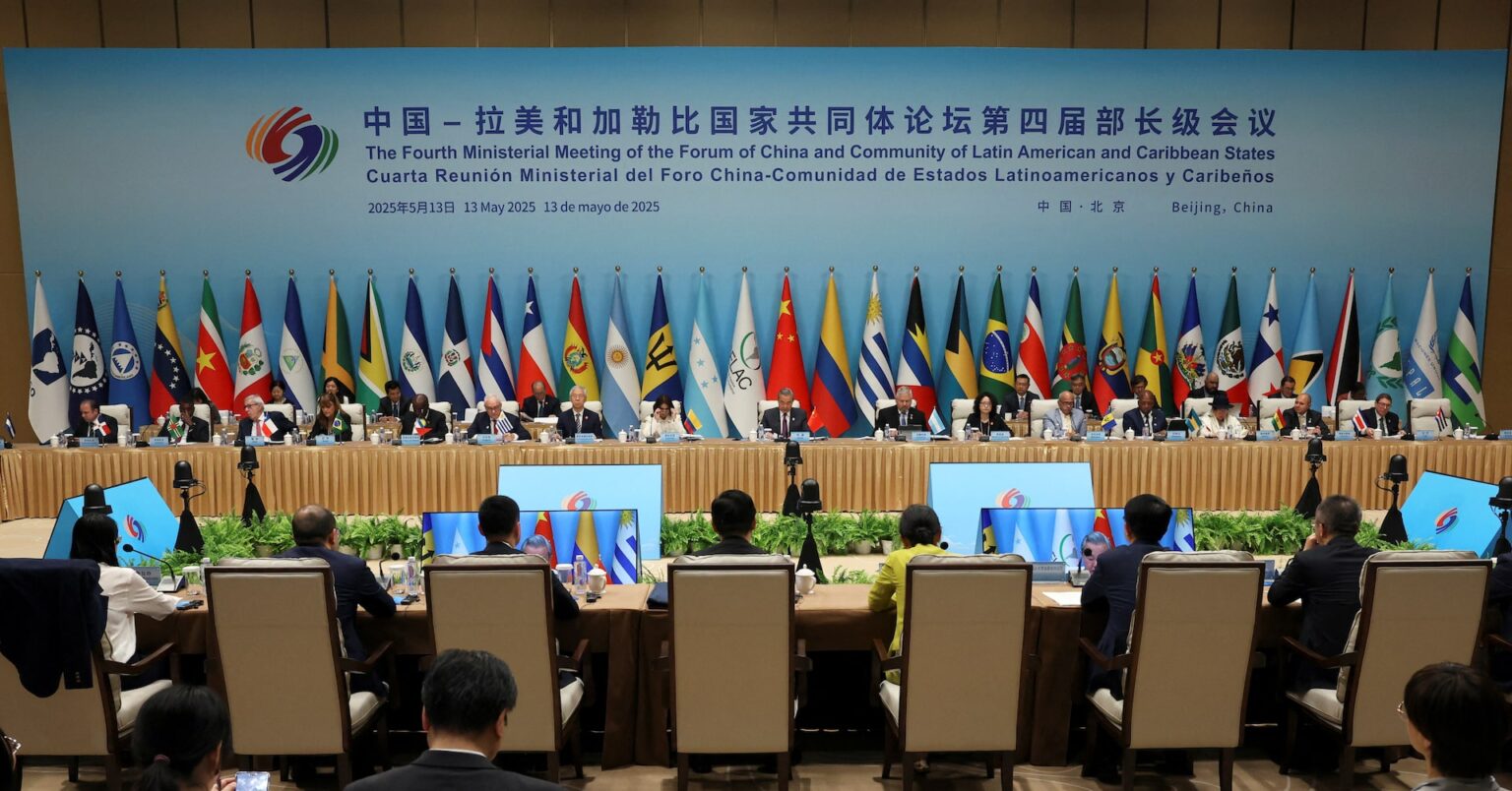 中国主催のイベントに台湾と外交関係持つ2カ国が参加 | ロイター