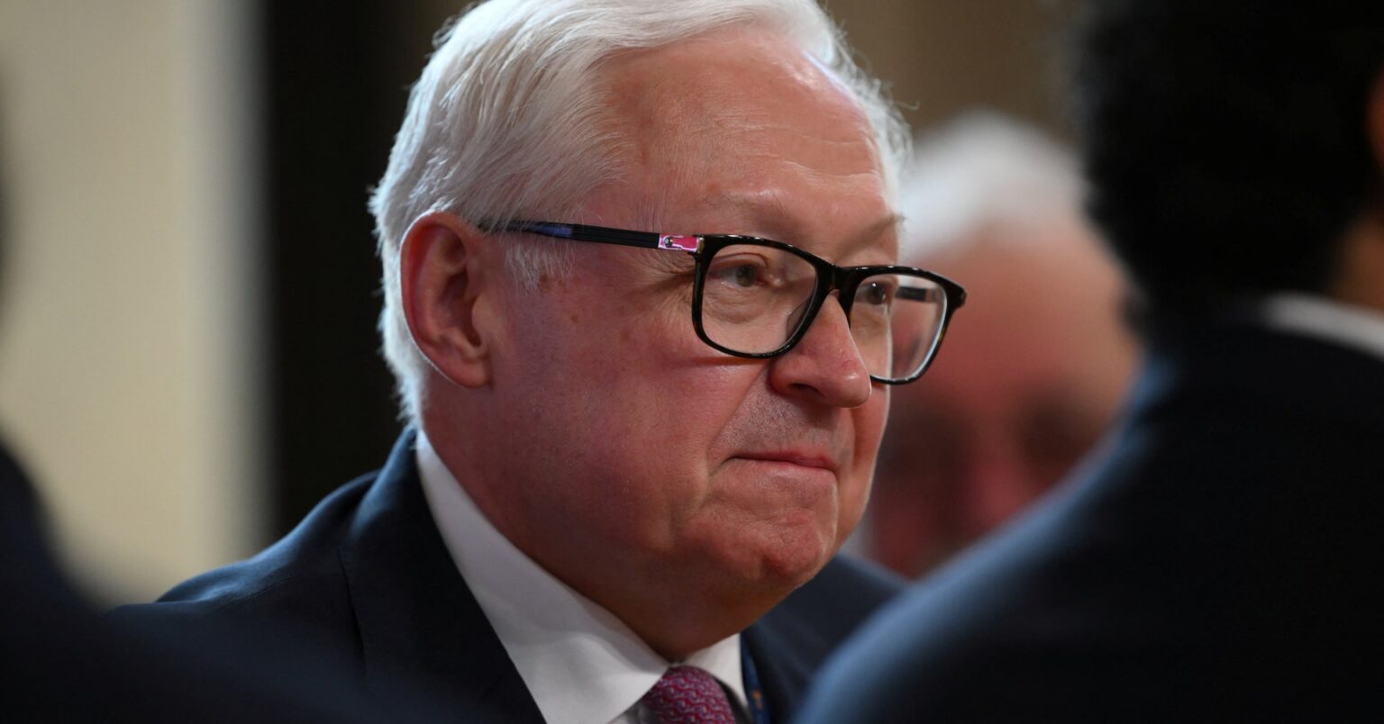 ロシア、ウクライナと真剣な協議の用意＝外務次官 | ロイター