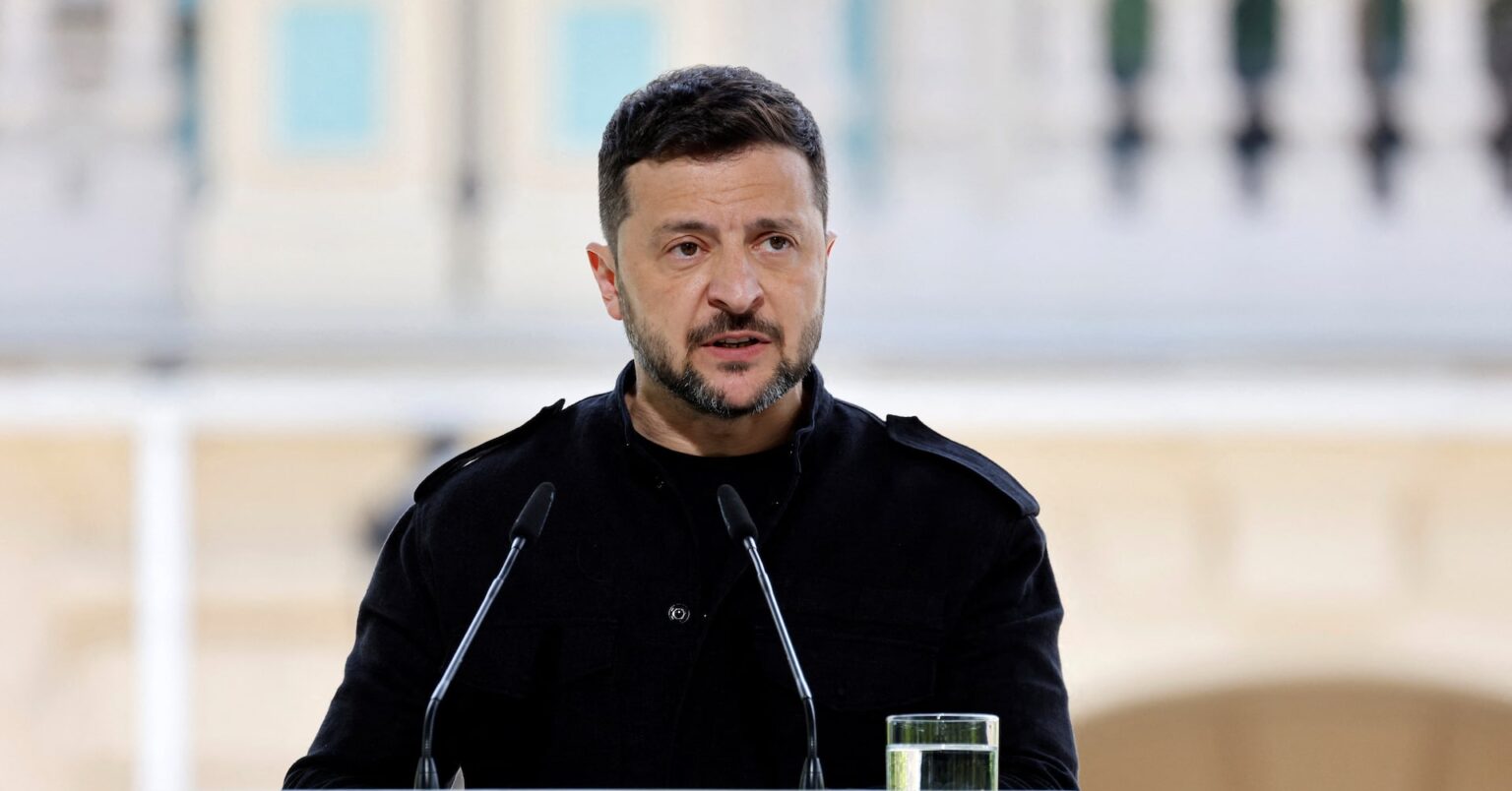 プーチン氏との直接会談が和平への唯一の道、ゼレンスキー氏　トルコ協議巡り | ロイター