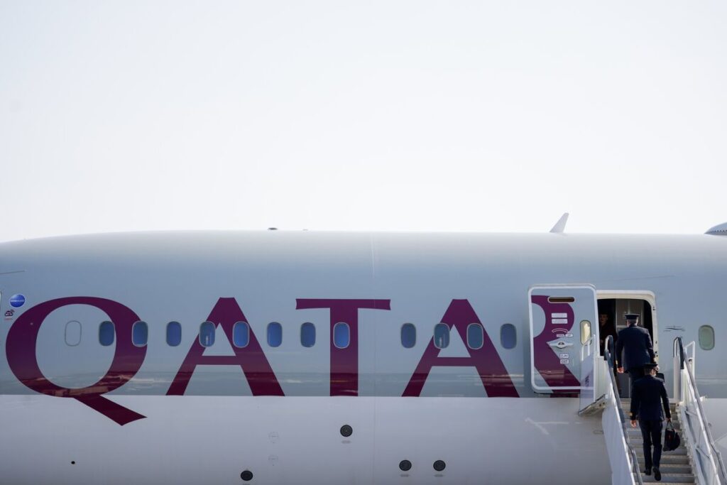 ボーイング、カタール航空から最大210機を受注－過去最大規模 - Bloomberg